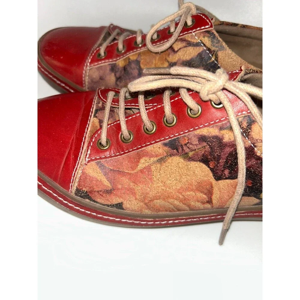 L’Artiste Spring Step Bibbie Rose Floral Sneakers size 38/7.5 Artsy Red Leather